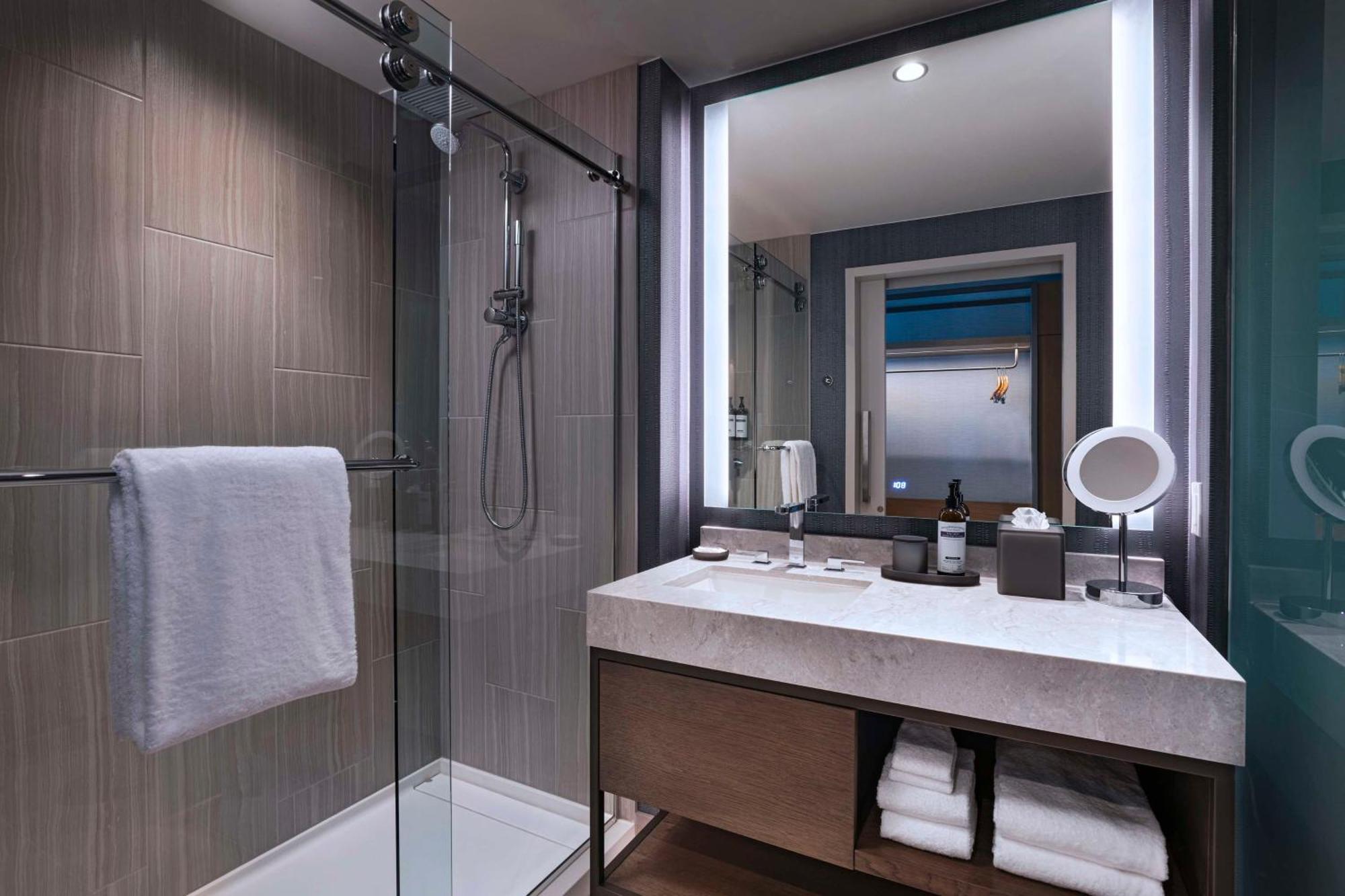 Hyatt Regency Conroe Hotel Екстериор снимка
