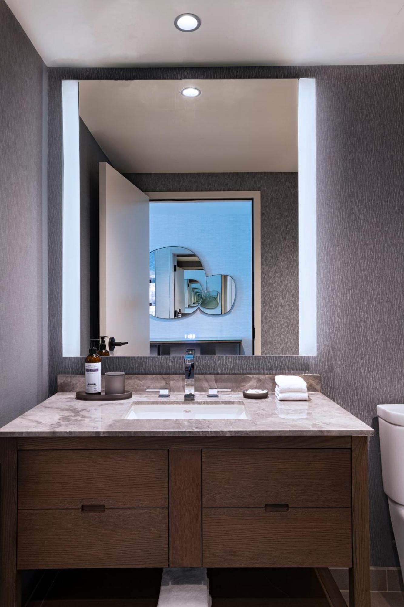 Hyatt Regency Conroe Hotel Екстериор снимка